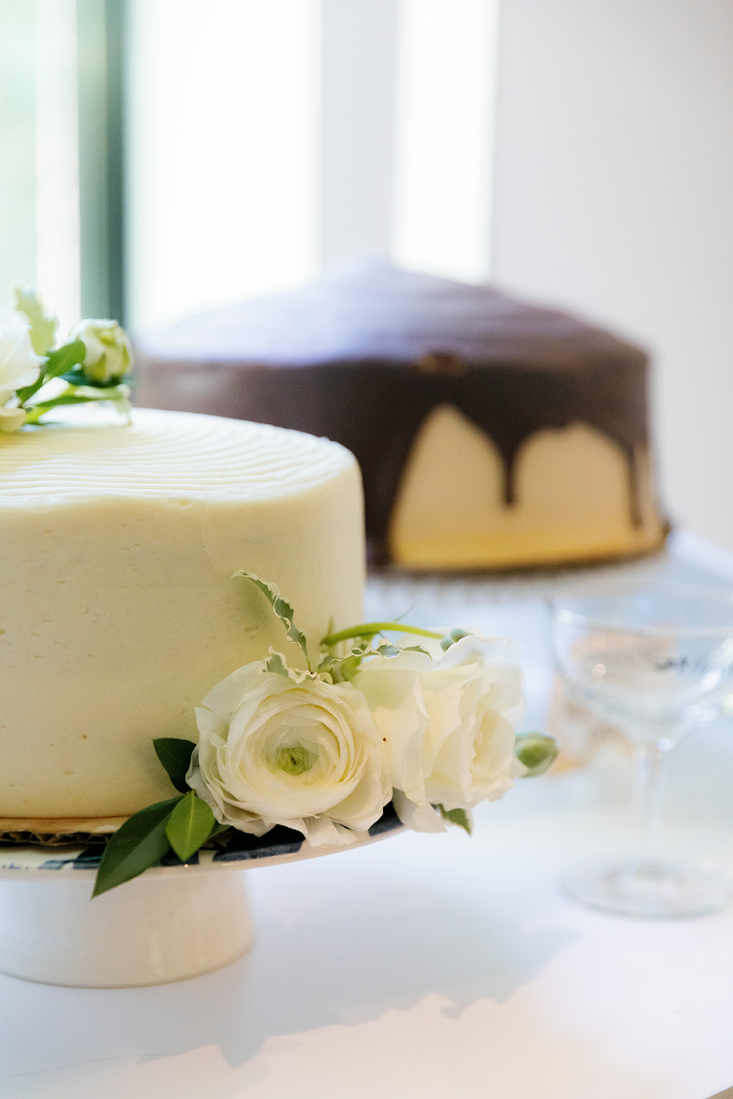 close up of the beautiful sweet potato cake the couple cut