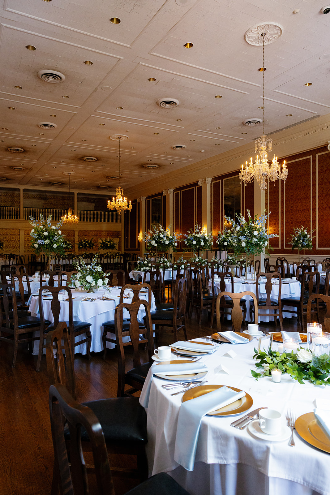 elegant wedding reception tables taken by a Greenville wedding photographer