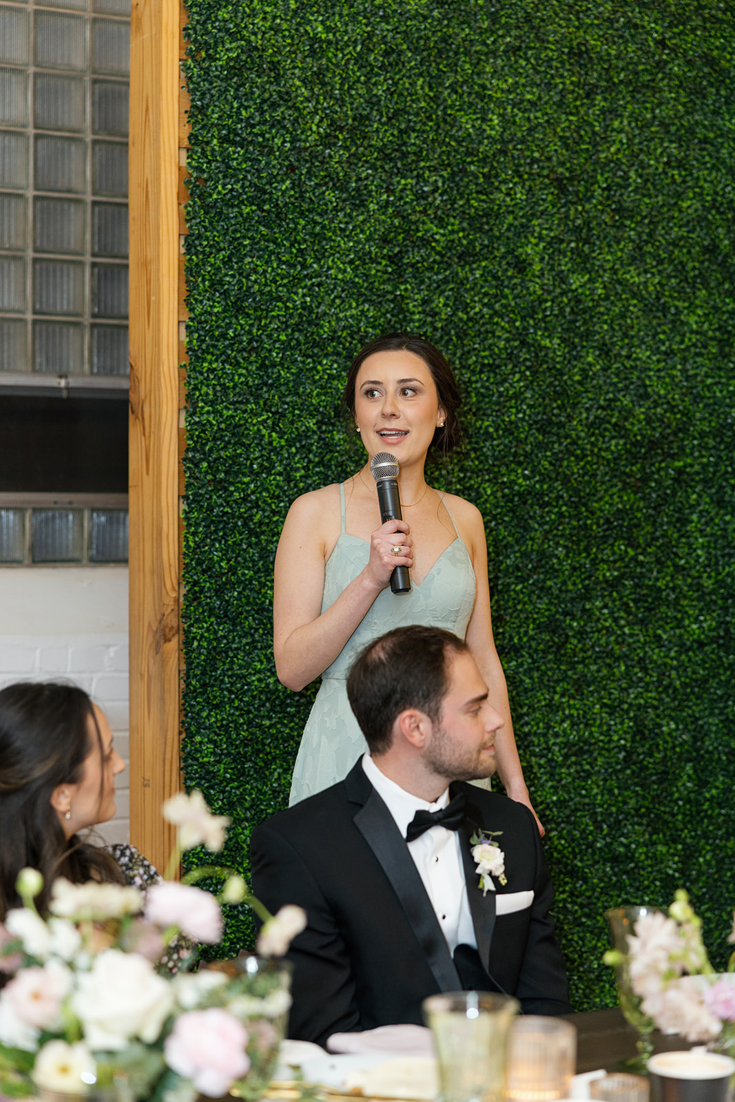 maid of honor giving a speech at a South Carolina wedding at Southern Bleachery.